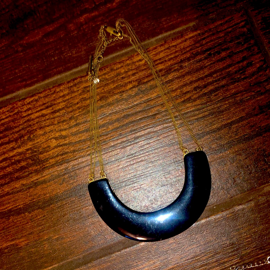 Black And Gold Statement Necklace 15$